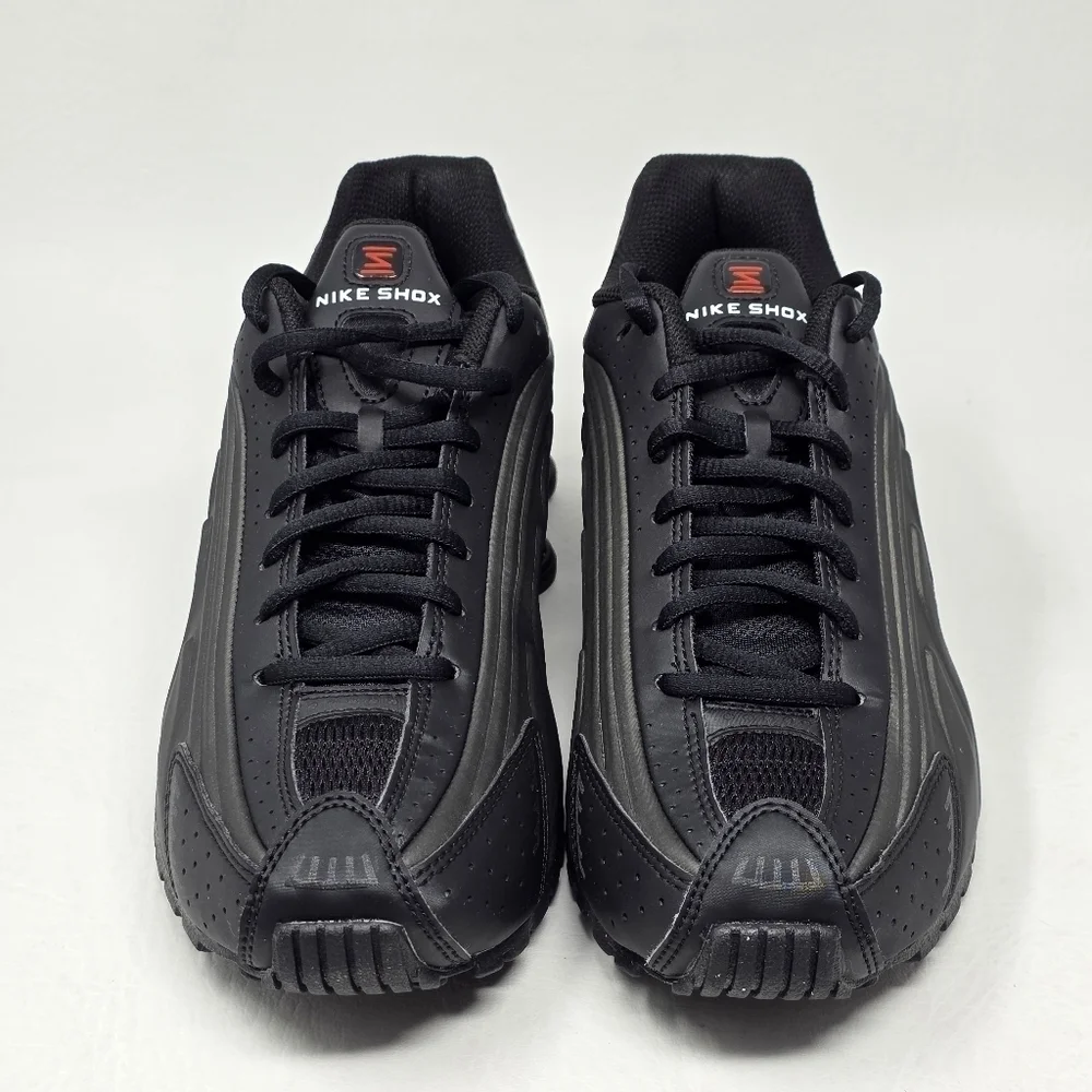 Nike Shox R4 GS Triple Black Shoes Youth Size 4.5Y Womens Size 6 CW2626-003 New